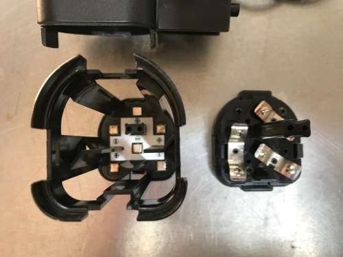METZ 45CT1 Flash ,working, in very good condition , with original rail and synchron cable