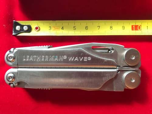1 x Leatherman  wave , multi tool, with leather pouch