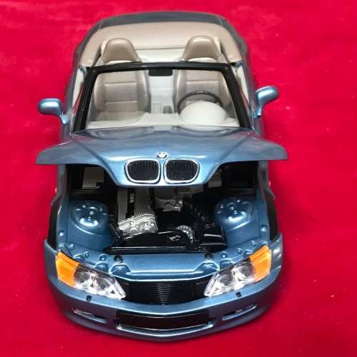 UT MODELS  BMW Z3 scale 1/18 BLUE METALIC BMW Z3 Roadster Diecast Metal Model, Blue, by UT