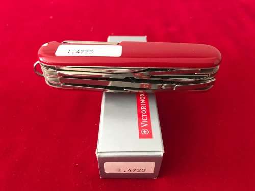 Victorinox Deluxe Tinker Multitool 1.4723 red good condition,Suisse knife,Switzerland
