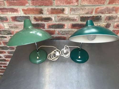 1X Office desk lamp vintage,retro,rare,light green or green, in working condition,ONE LAMP FOR R1299
