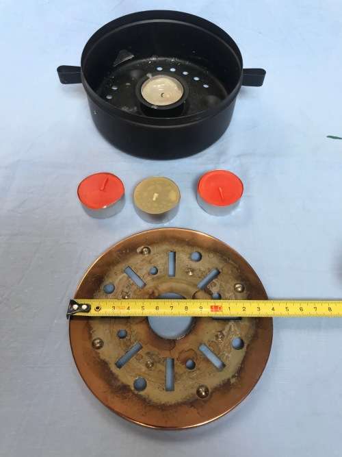 Metal plate warmer,Candle Tea-pot warmer, vintage, copper plate, from the 1970s