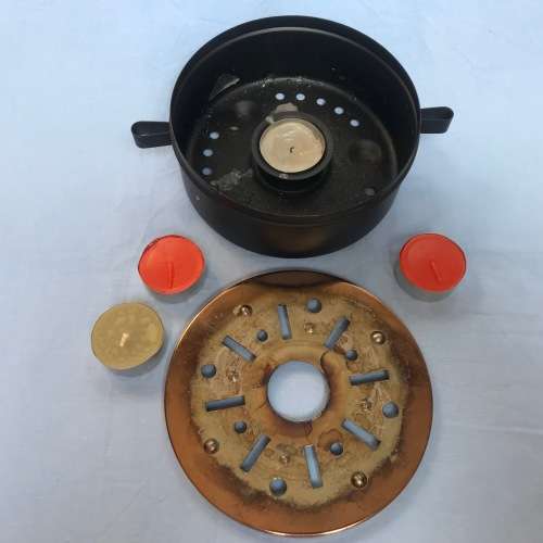 Metal plate warmer,Candle Tea-pot warmer, vintage, copper plate, from the 1970s