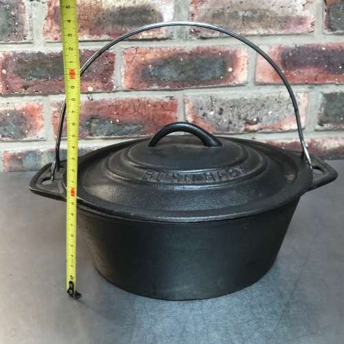 Cast Iron Pot Bush Baby Flat Bottom