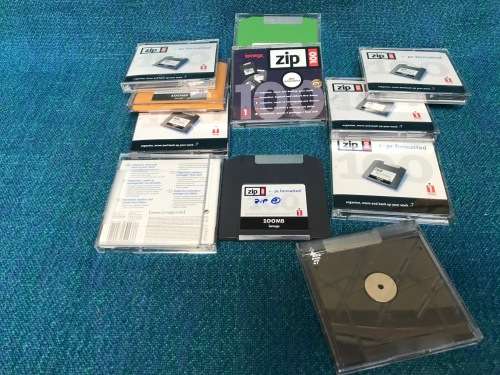 IOMEGA ZIP DRIVE  , vintage, in working condition