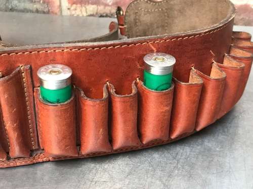 F.Expsoito shotgun shell belt leather for 20 rounds plus 12 x ammo rounds 30.06 and similar