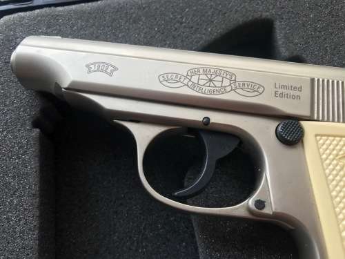 Walther PP P.A.K. Pistol 9mm Blank Limited Edition James Bond 007made in Germany collectors item