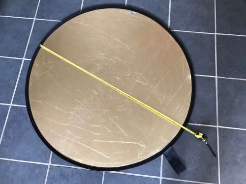 Tristar Reflector round,  gold and  white, diameter 115cm