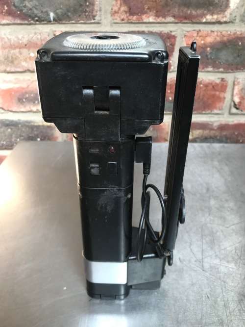 METZ 45CT1 Flash in working condition , with original rail and synchron cable, working