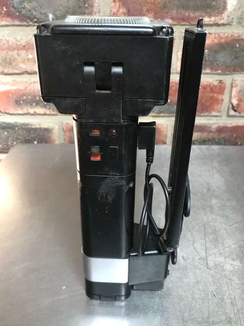 METZ 45CT1 Flash in working condition , with original rail and synchron cable, working