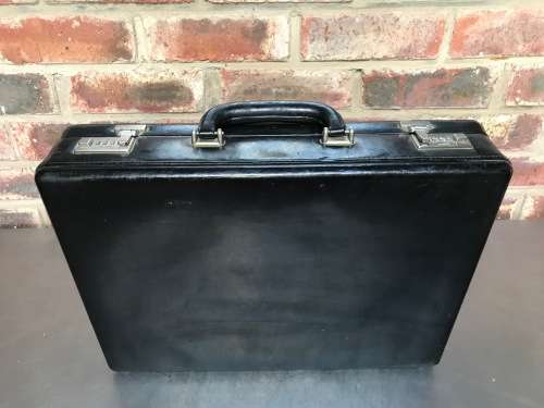 Amiet Leather Case , travel bag, vintage, from the 70s/80s Germany, size approx:32cm x 44cm x 10cm