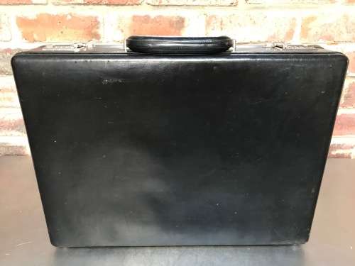 Amiet Leather Case , travel bag, vintage, from the 70s/80s Germany, size approx:32cm x 44cm x 10cm