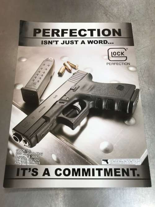 Annual Glock 07 magazine in english, 2007, vintage , collectors item