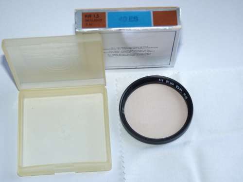 BW 49ES KR1.5 Skylight, 49mm Filter Thread, B+W