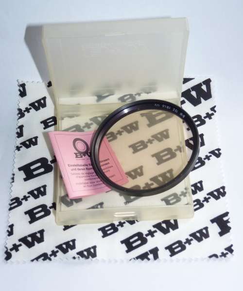BW 72E Skylight Filter,KR1.5,  72mm Filter Thread, B+W,
