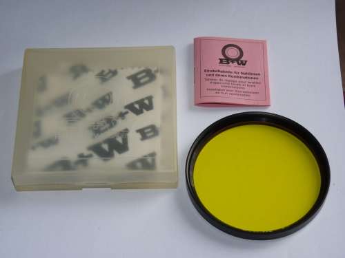 B+W 77E Yellow Filter (022) for  Black+White Photography, 77mm Filter Thread,B+W