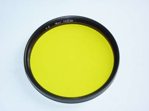 B+W 77E Yellow Filter (022) for  Black+White Photography, 77mm Filter Thread,B+W