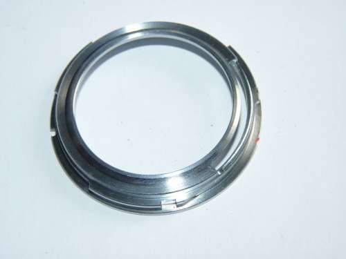 Hama Lens Adapter 305/07 LOT 1, to fit a Lense with M42 mount on to Yashica Contax MF