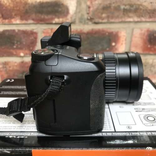 Kyocera Yashica Finecam Digital Camera 410R, vintage , top condition, in original box