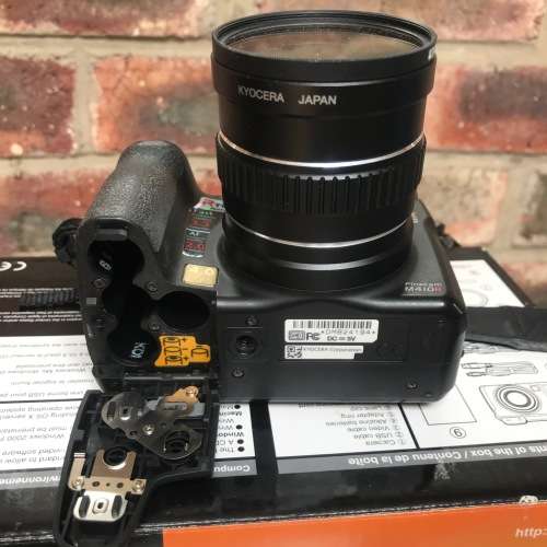Kyocera Yashica Finecam Digital Camera 410R, vintage , top condition, in original box
