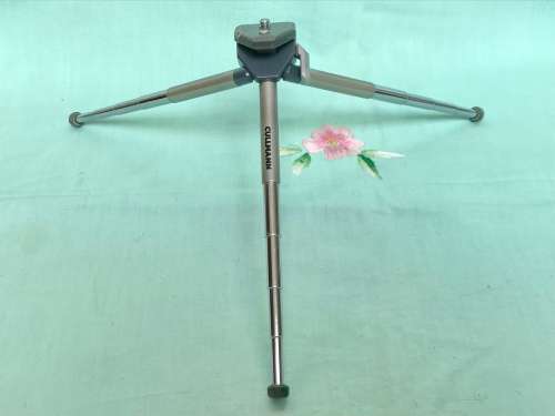 Cullmann mini tripod
