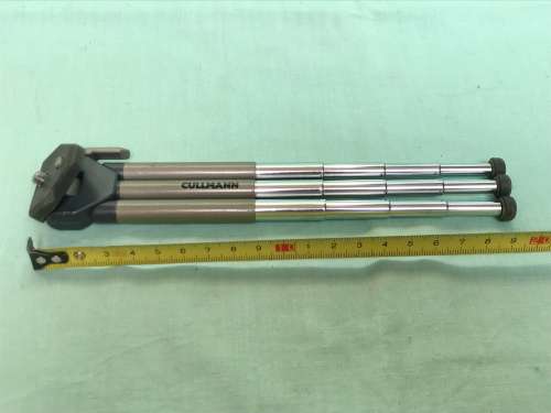 Cullmann mini tripod