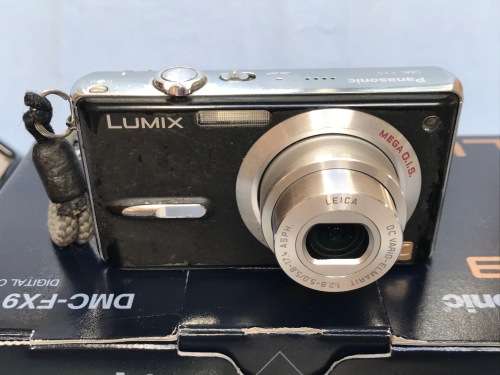 Panasonic Lumix FX9 Digital
