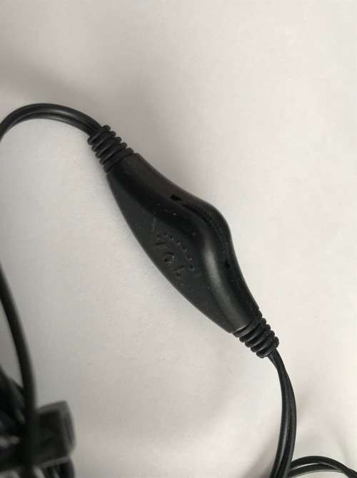 PC Lot Accessories, sandisk sd card reader, 2 x  typhoon head phone