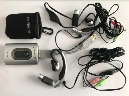 PC Lot Accessories, sandisk sd card reader, 2 x  typhoon head phone