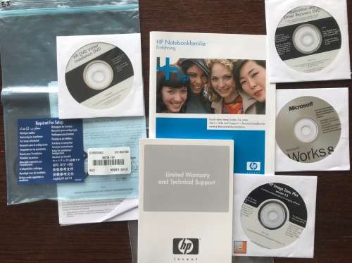 HP + Microsoft sofware Lot , vintage , sold as is