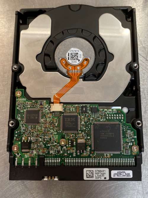 Hitachi Deskstar 82.3GB 3.5` ATA/IDE Hard Drive 7200RPM , vintage, working, formated