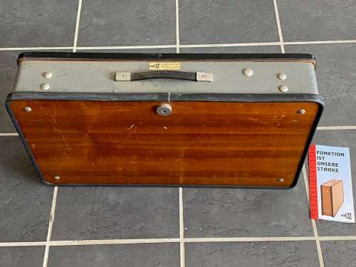 Karba Video / Laptop/ Projector mobile table , vintage, in good working condition
