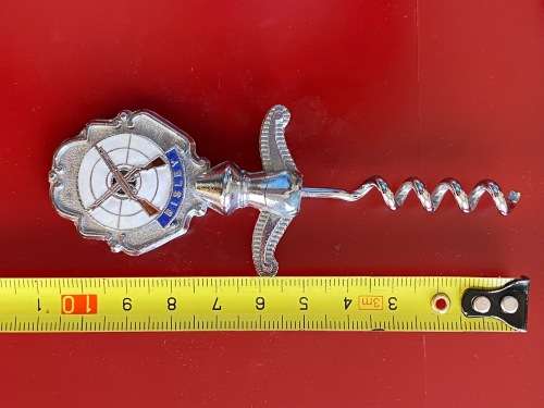 Wineopener Bisley Shooting Club England vintage collectors item