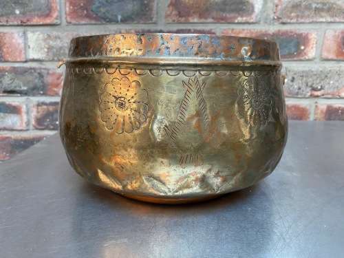 Antique hand craft Copper container , pot, vintage, from the 70s