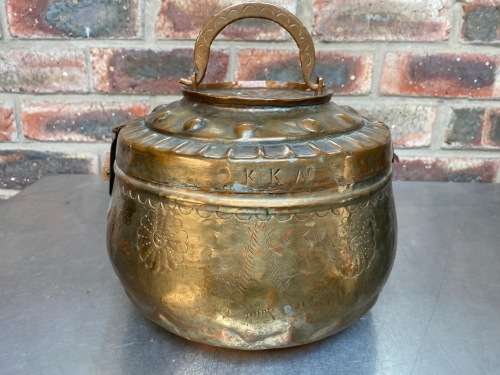 Antique hand craft Copper container , pot, vintage, from the 70s