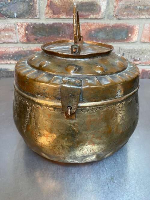 Antique hand craft Copper container , pot, vintage, from the 70s