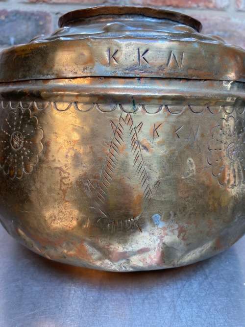 Antique hand craft Copper container , pot, vintage, from the 70s