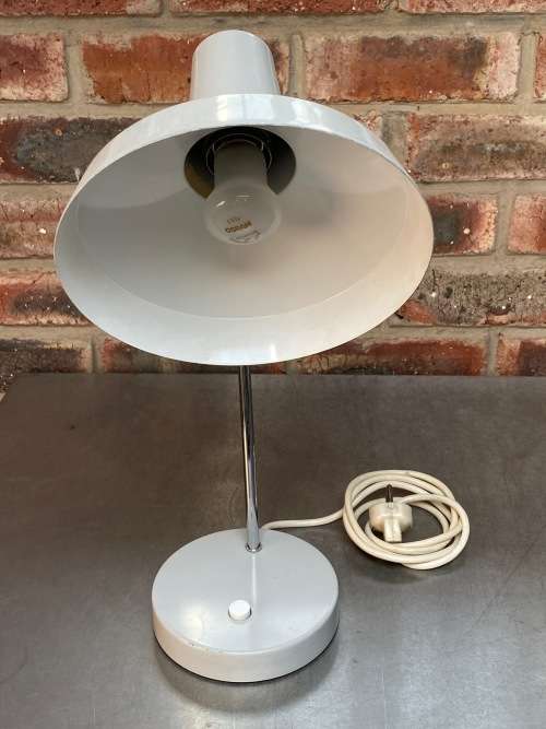 Vintage Retro Office desk lamp, from the 60s / 70s, collectors item, is working