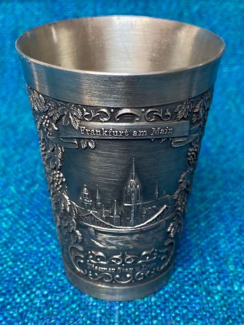 Pewter Zinn-Becker Stuttgart, Frankfurt Main tankard mug  Lot 8, size :11cm high, Made in Germany