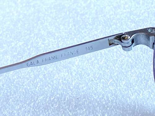 DIPLOMAT 47-22 145 France Gala Frame