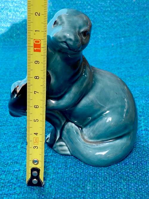 Porcelain Seal figure, Poole England vintage, blue, from the  70s, made in England, collection item,