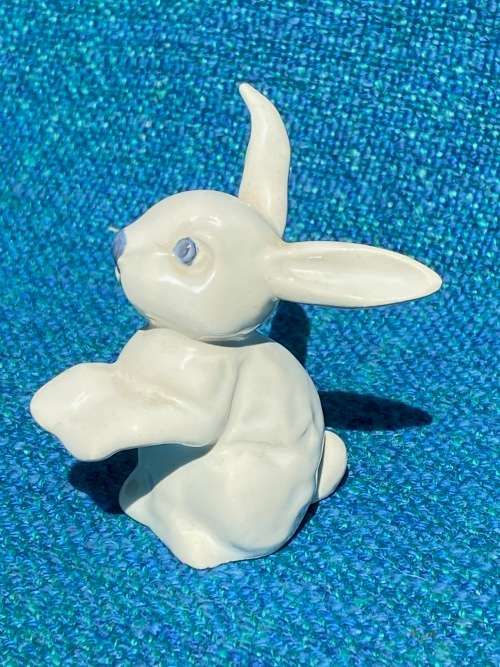 Procelain rabbit, white, collection item,