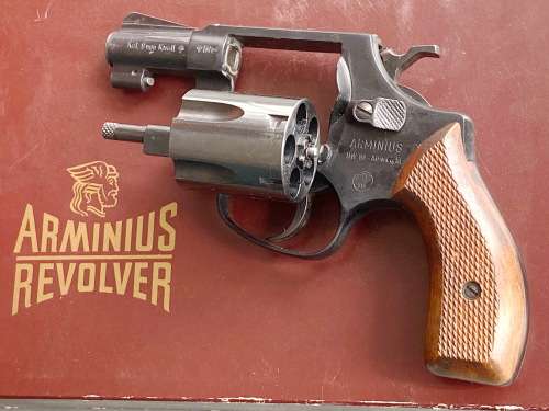 ARMINIUS HW88  9mm Blank  Revolver, Made in W.Germany, collectors item,vintage
