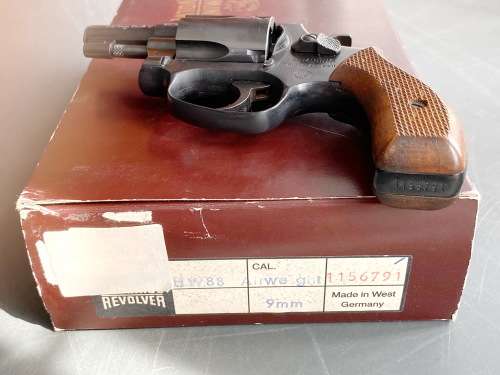 ARMINIUS HW88  9mm Blank  Revolver, Made in W.Germany, collectors item,vintage