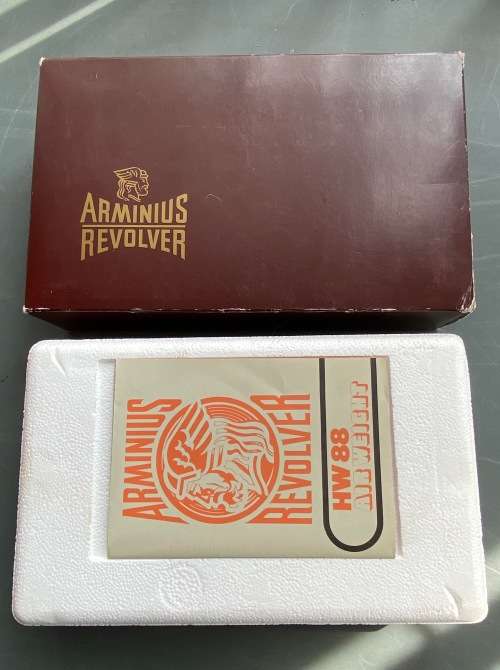 ARMINIUS HW88  9mm Blank  Revolver, Made in W.Germany, collectors item,vintage