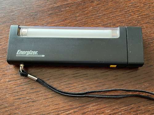 Energizer torch with blacklight, white light , vintage, is working, no batteries are incl.