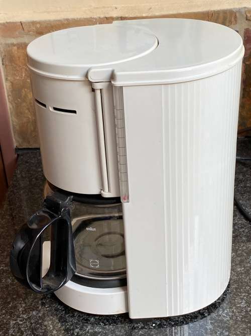 BRAUN Coffee Machine 4087 F , vintage, white, in working condition, made in Germany