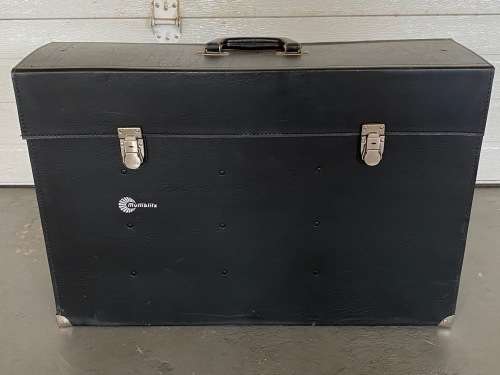 Multiblitz Mini Studio 202 Flashlight System for Travelling, made in W.Germany in working condition.