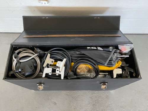 Multiblitz Mini Studio 202 Flashlight System for Travelling, made in W.Germany in working condition.
