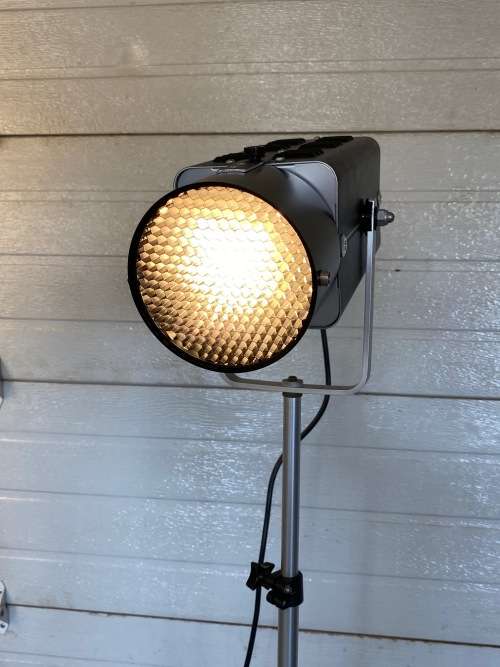Multiblitz Mini Studio 202 Flashlight System for Travelling, made in W.Germany in working condition.